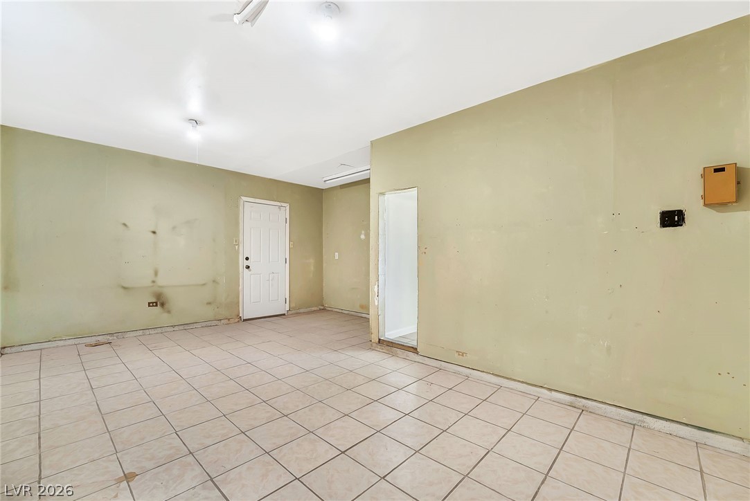 4672 Rita Drive Property Photo 9