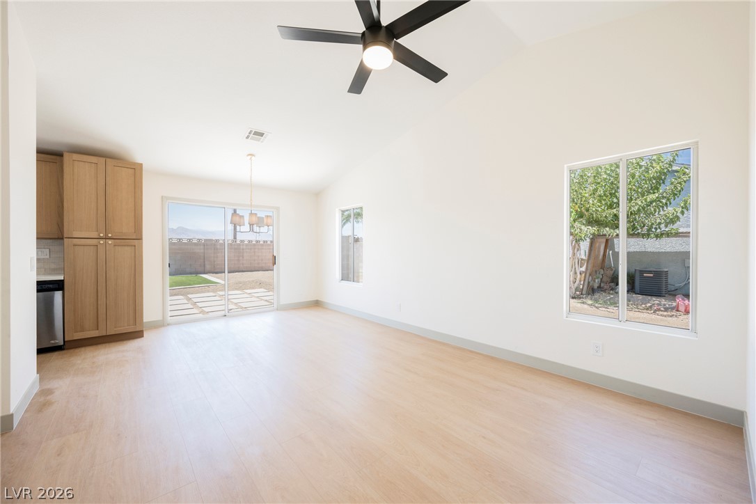 2329 Fields Street Property Photo 6