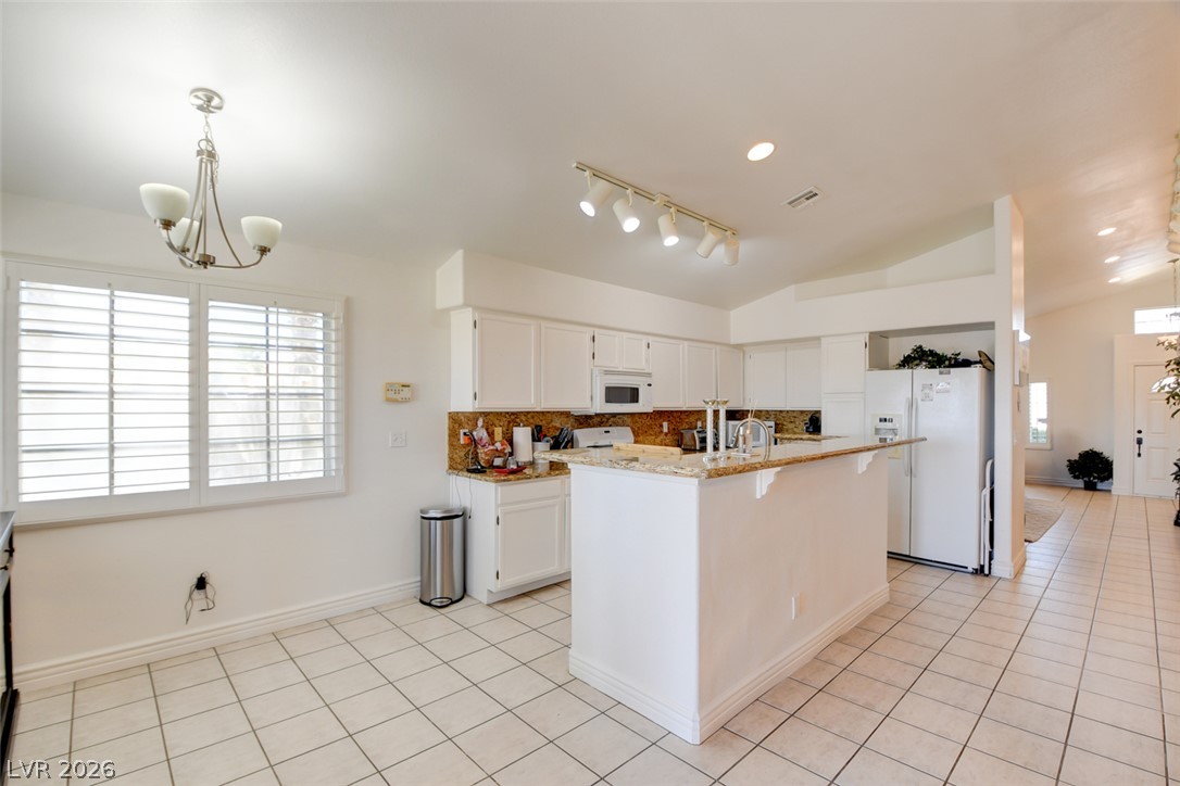 7365 Tamarind Avenue Property Photo 11