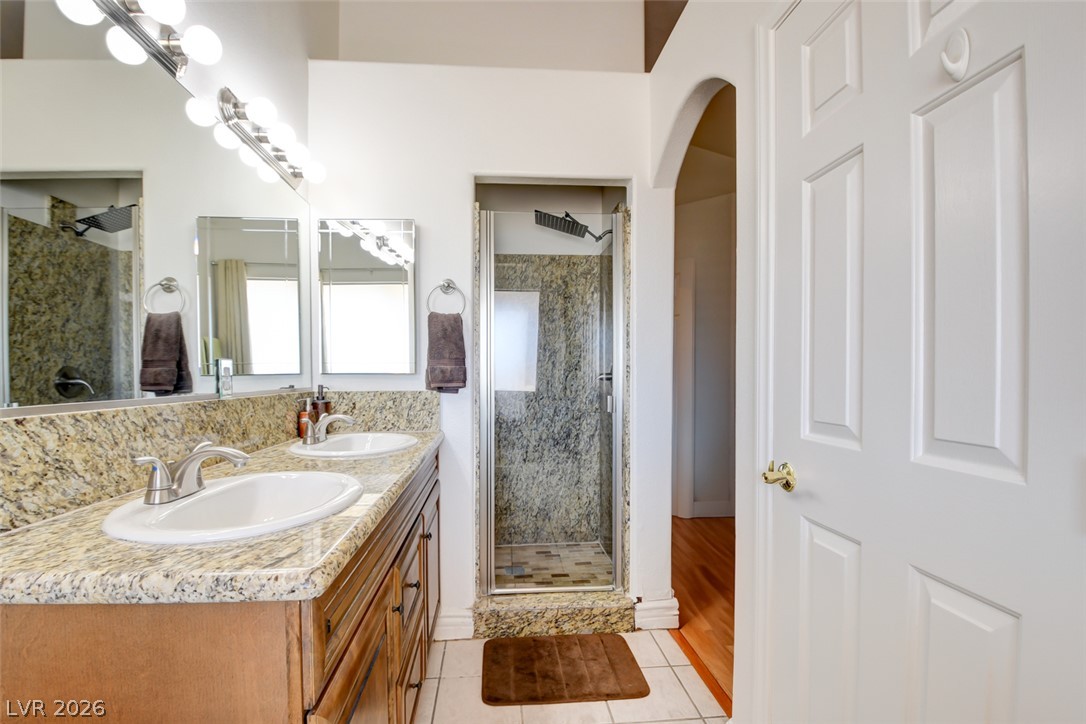 7365 Tamarind Avenue Property Photo 21