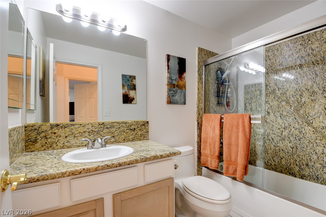 7365 Tamarind Avenue Property Photo 27
