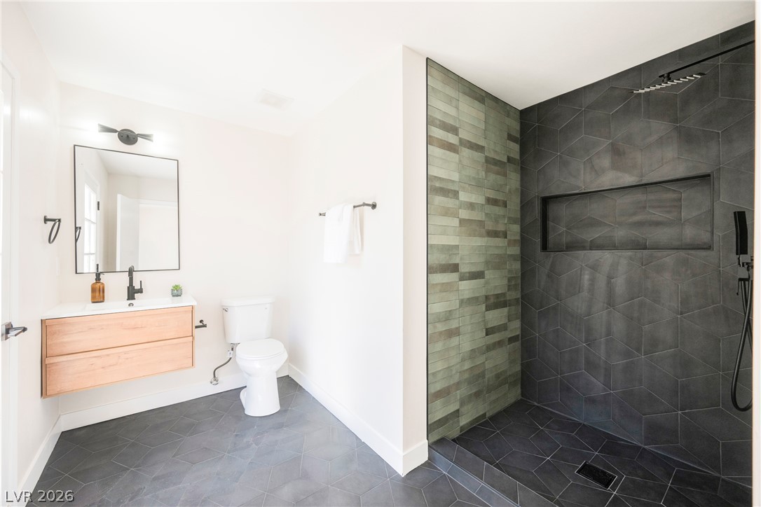 608 Tam O Shanter Property Photo 2