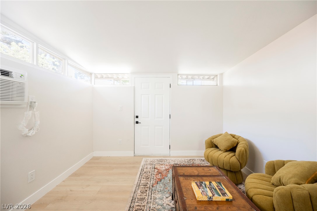 608 Tam O Shanter Property Photo 11