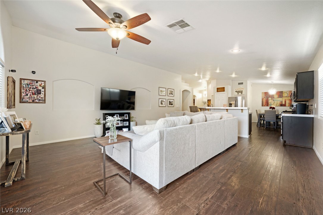 3488 Cherbourg Avenue Property Photo 9