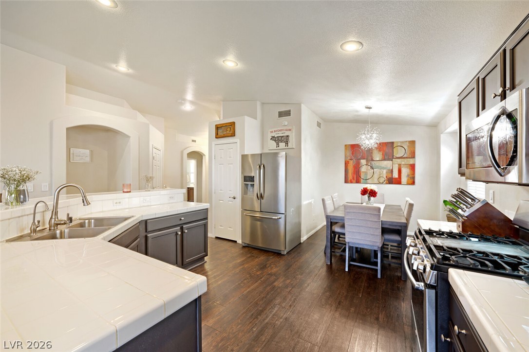 3488 Cherbourg Avenue Property Photo 15