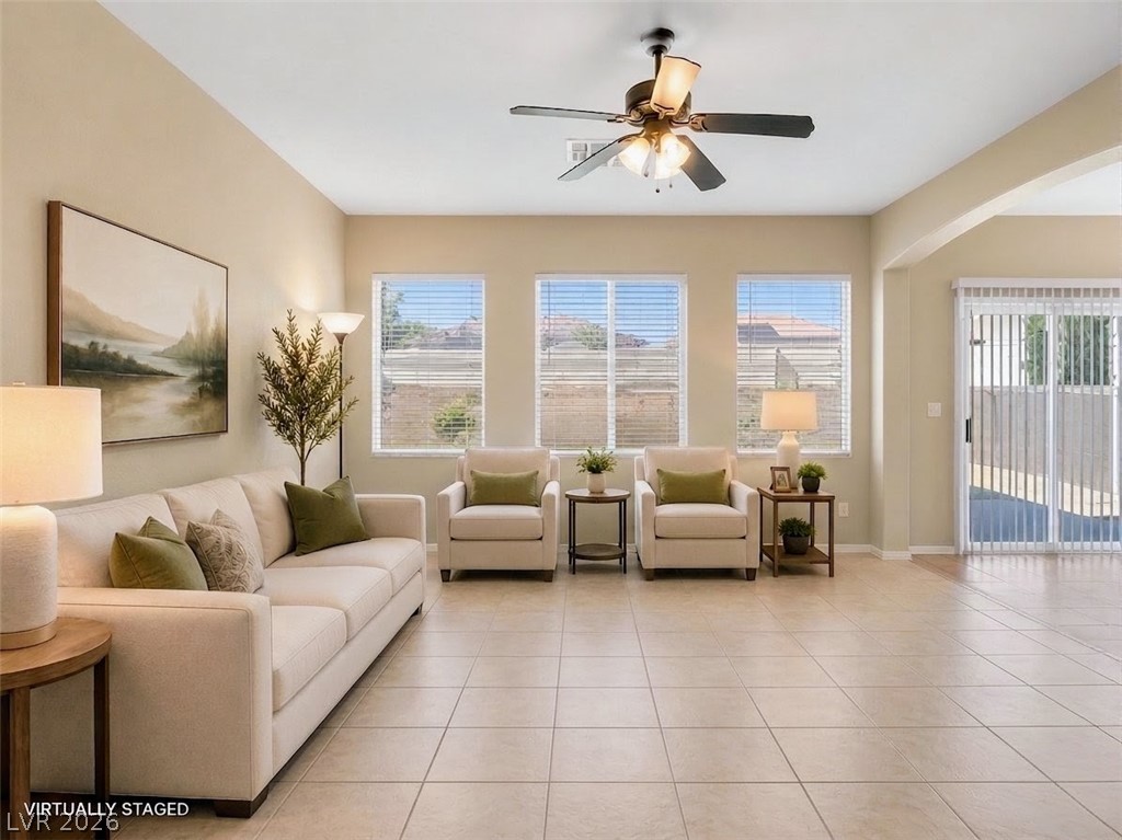 5319 Crestpoint Watch Court Property Photo 2