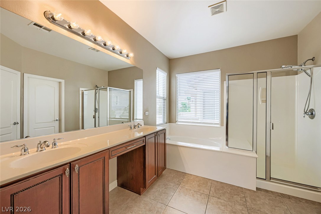 8304 Seven Falls Street Property Photo 16