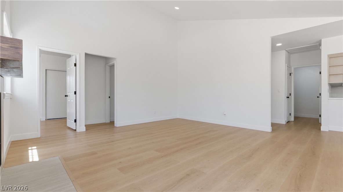 251 North Cimarron Road Property Photo 10