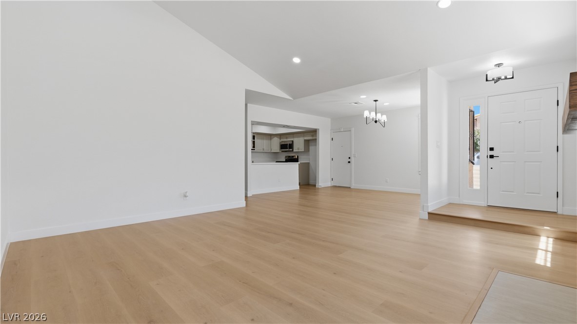 251 North Cimarron Road Property Photo 11