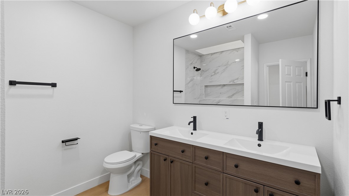 251 North Cimarron Road Property Photo 15