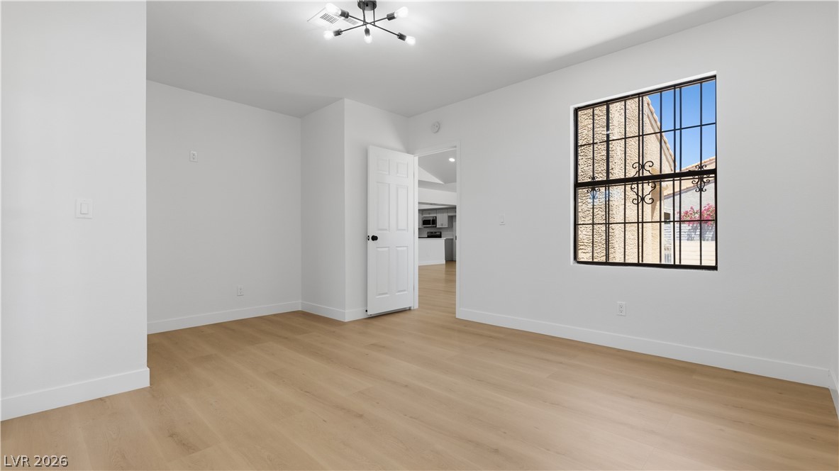 251 North Cimarron Road Property Photo 18