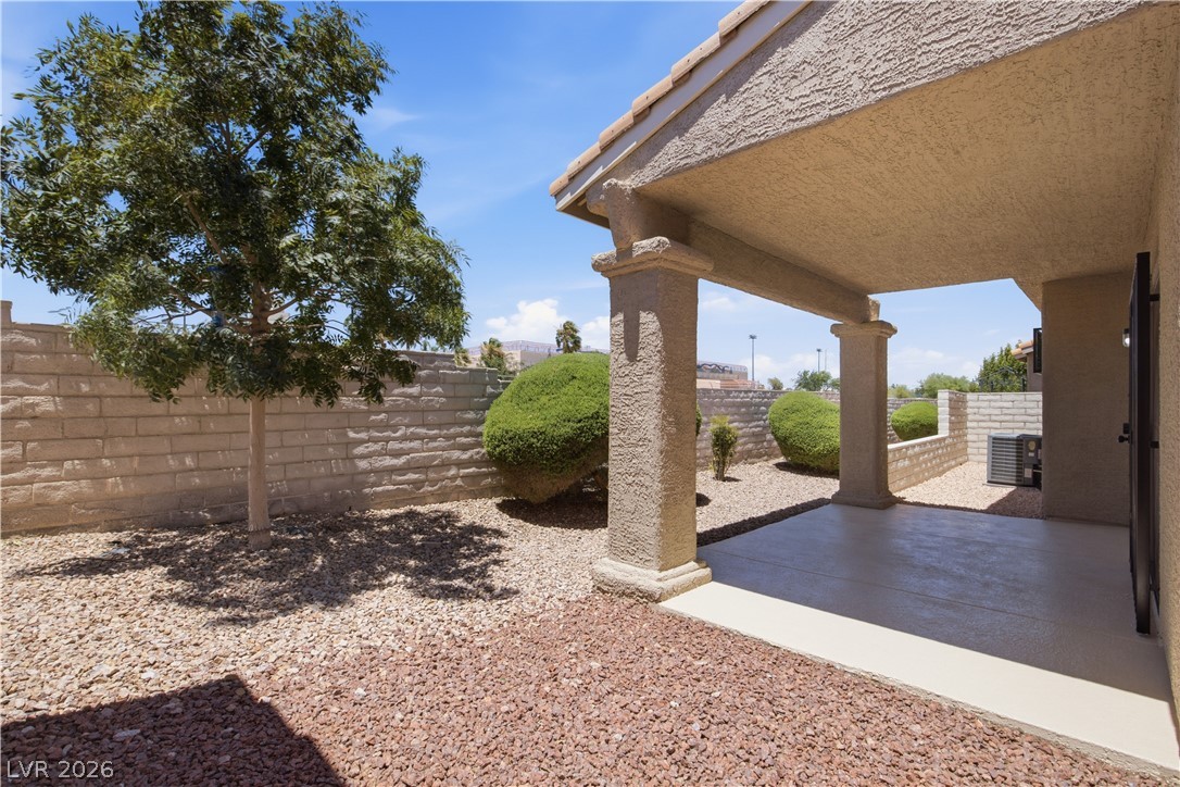 251 North Cimarron Road Property Photo 30