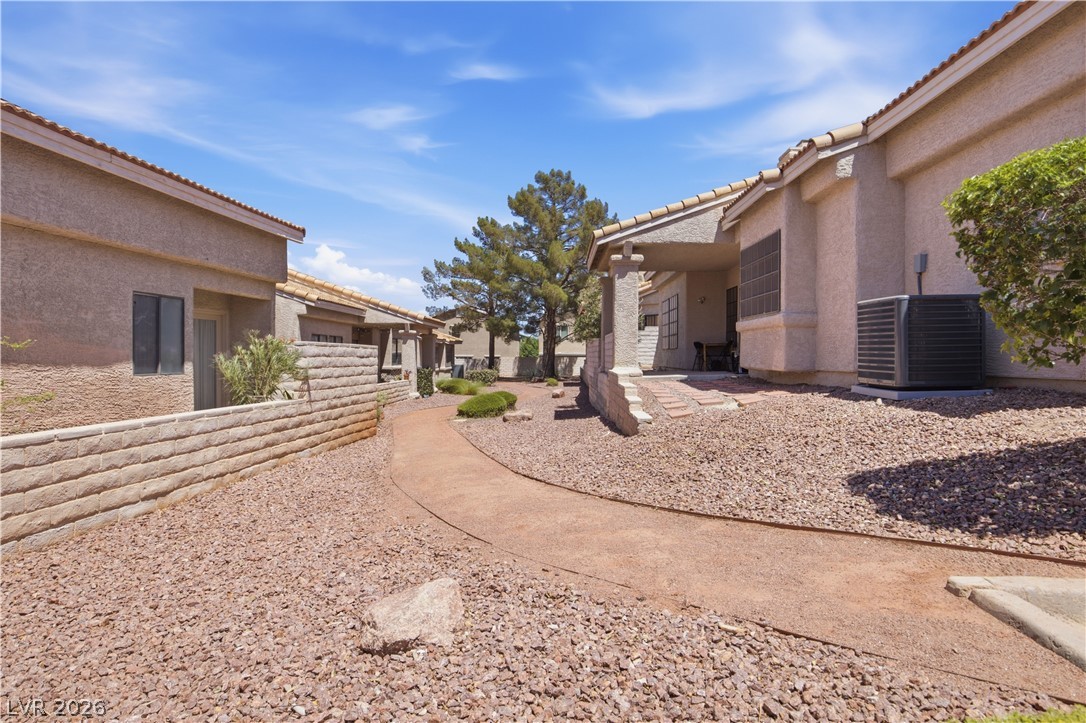 251 North Cimarron Road Property Photo 37