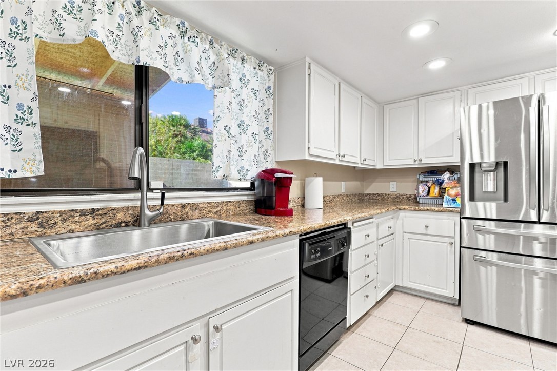 1907 East Viking Road Property Photo 6