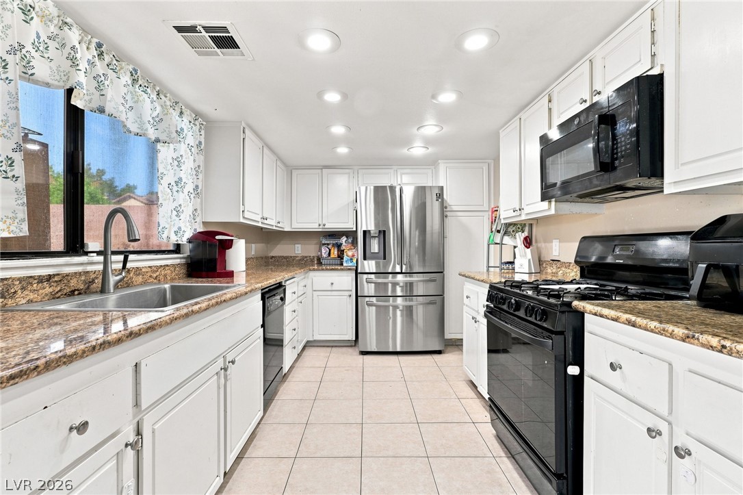 1907 East Viking Road Property Photo 7