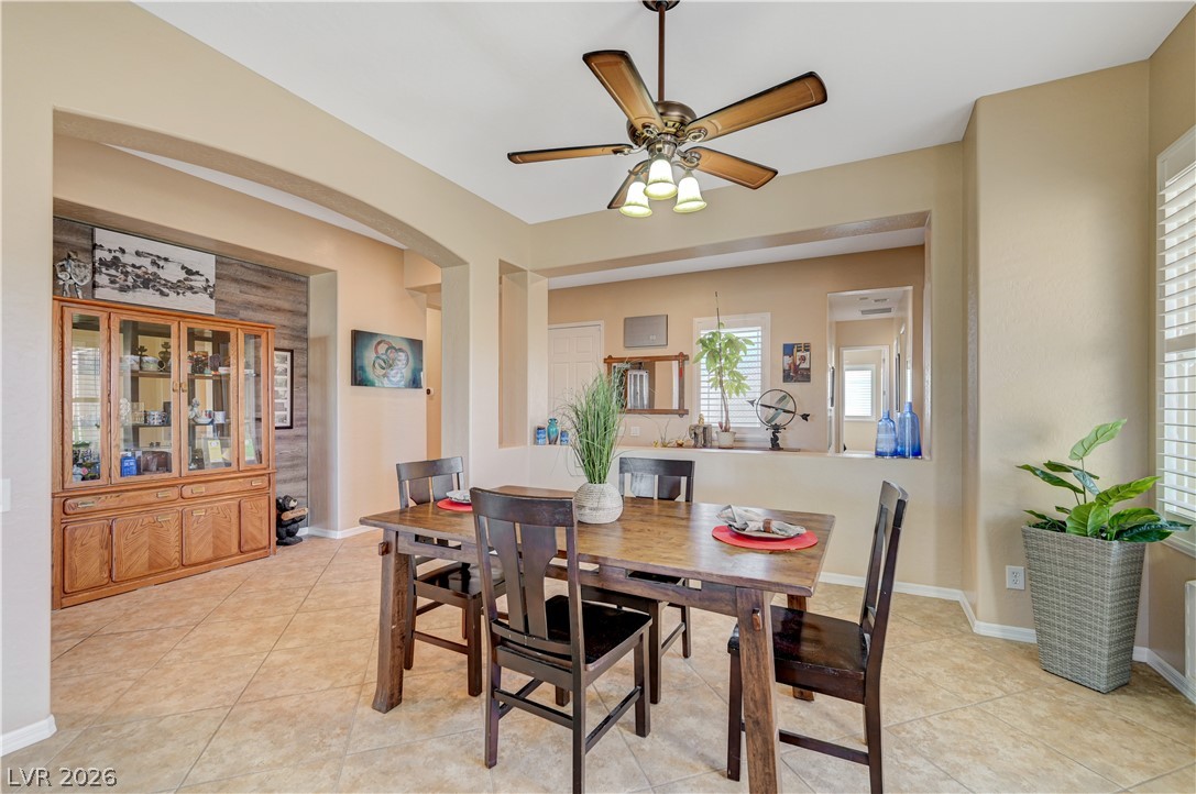 2586 Kinghorn Place Property Photo 12