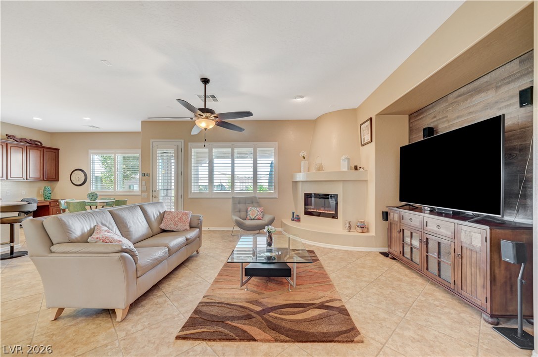 2586 Kinghorn Place Property Photo 14