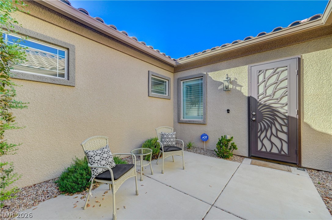 2586 Kinghorn Place Property Photo 40