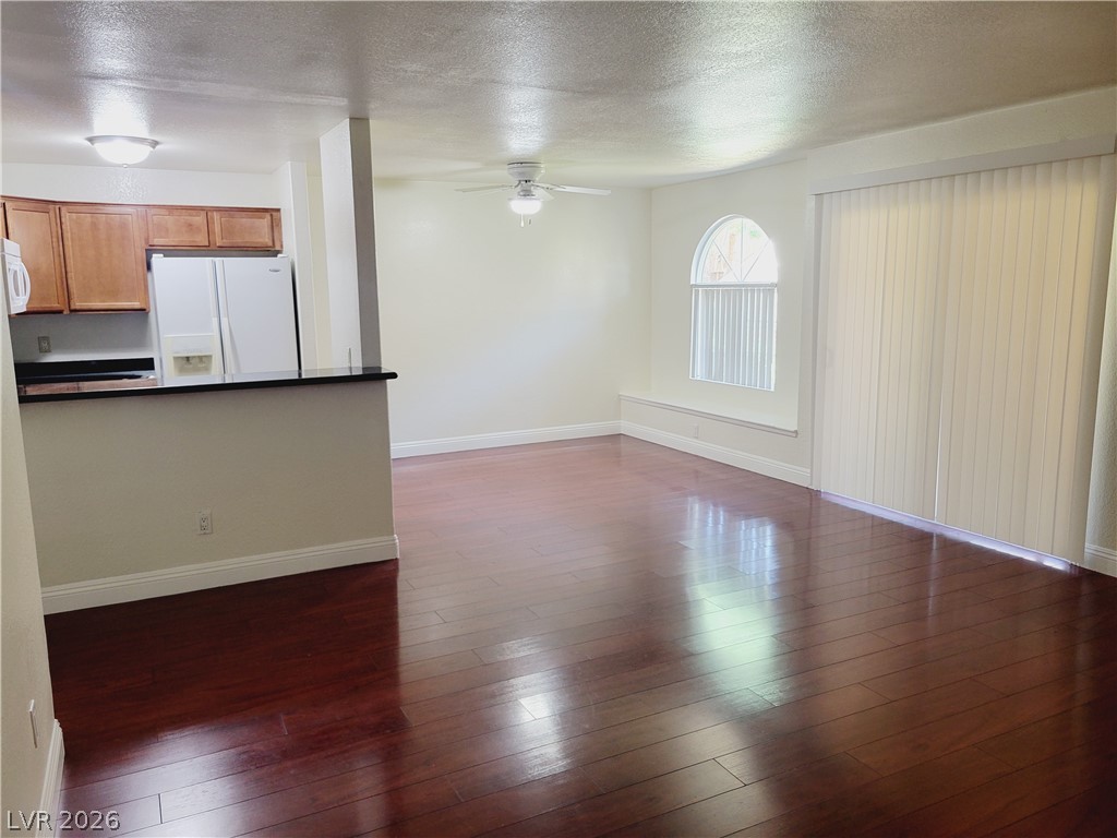 9325 West Desert Inn Road 178 Property Photo 3