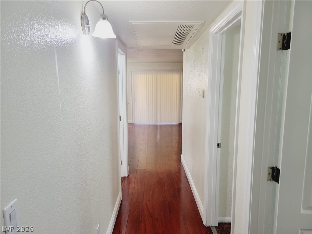9325 West Desert Inn Road 178 Property Photo 14
