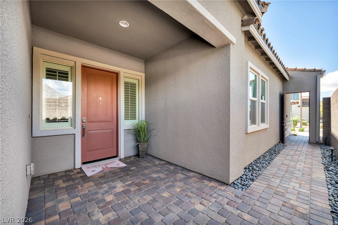 11584 Painted Chasm Way Property Photo 3