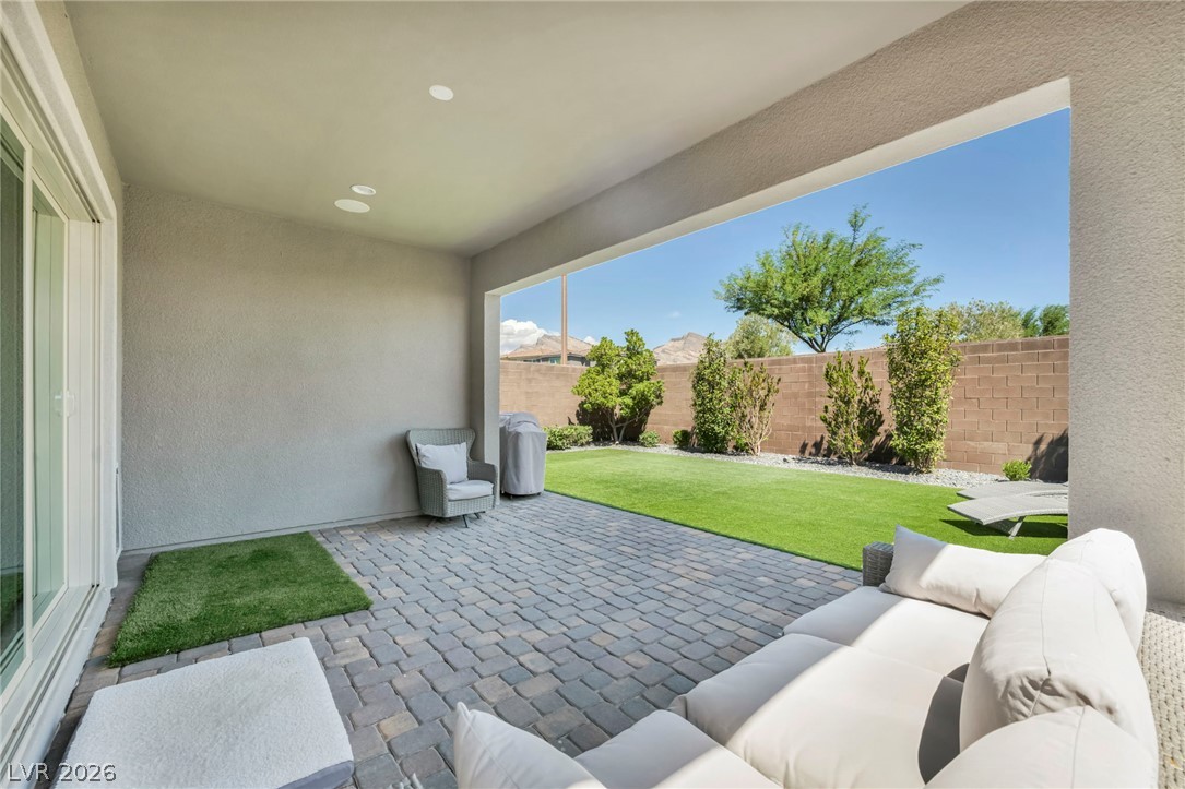 11584 Painted Chasm Way Property Photo 21