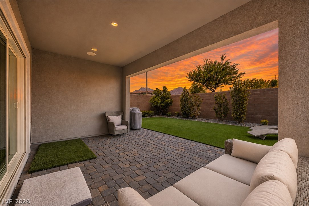 11584 Painted Chasm Way Property Photo 28