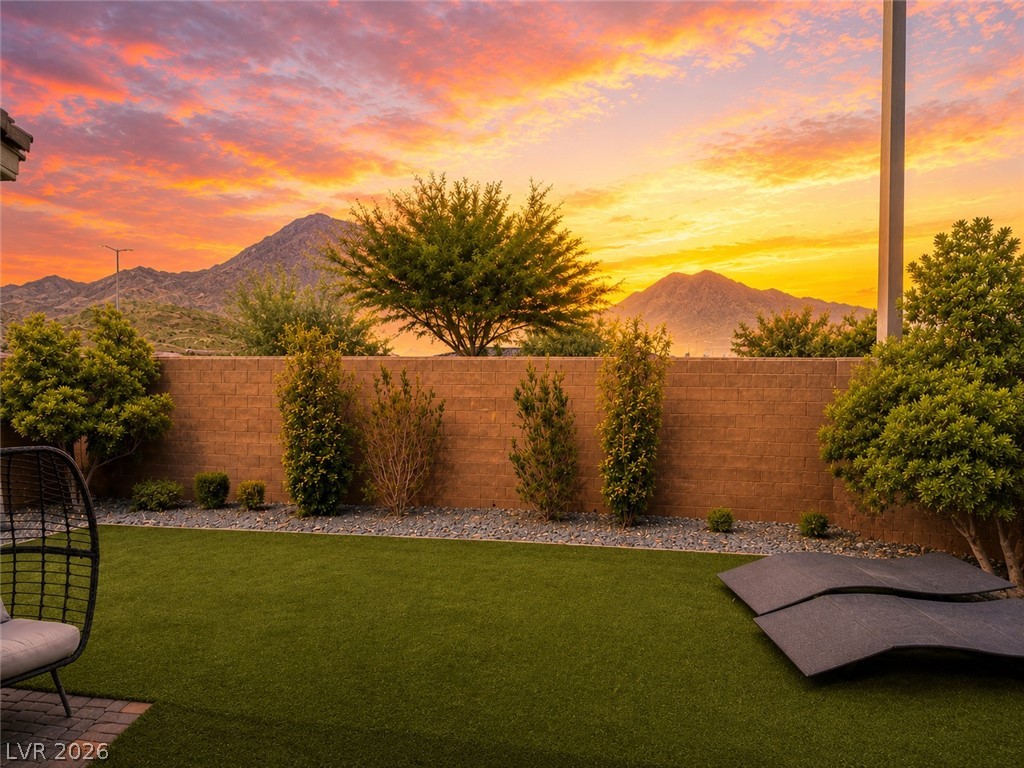 11584 Painted Chasm Way Property Photo 31