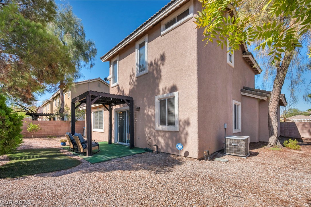 136 Samantha Rose Street Property Photo 28