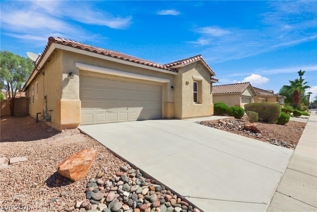 3160 Mclennan Avenue Property Photo 2