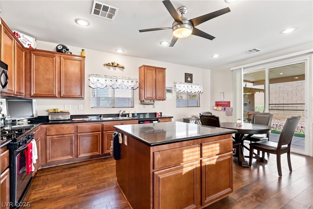 3160 Mclennan Avenue Property Photo 6