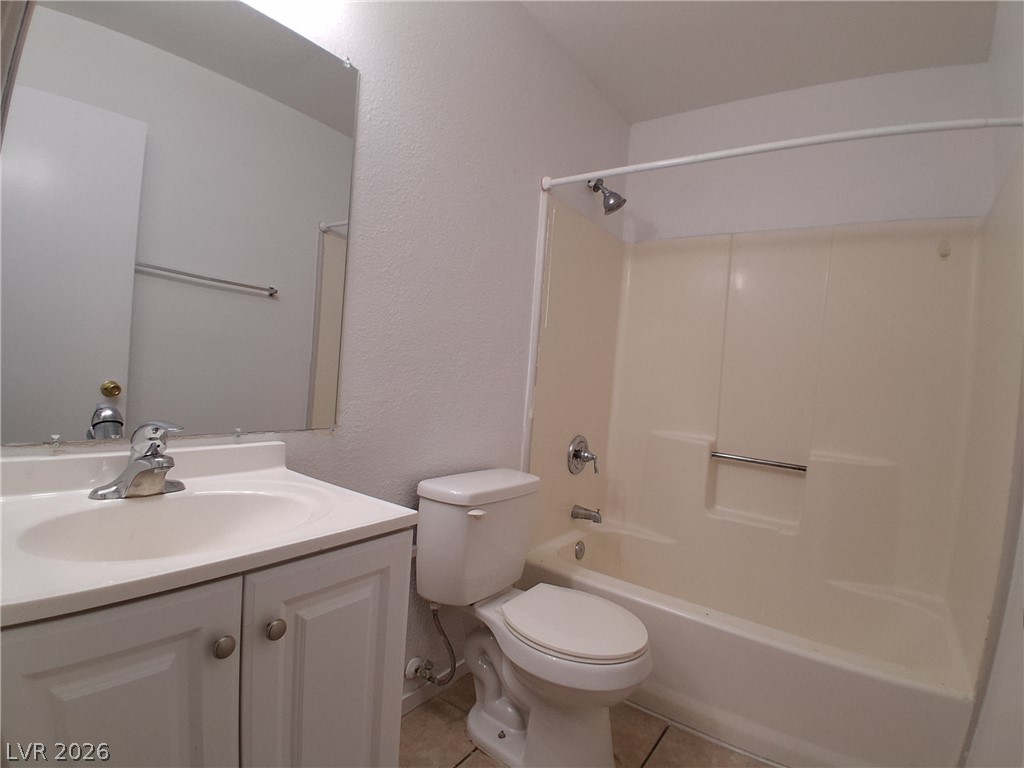 1333 Kari Lee Court A Property Photo 9
