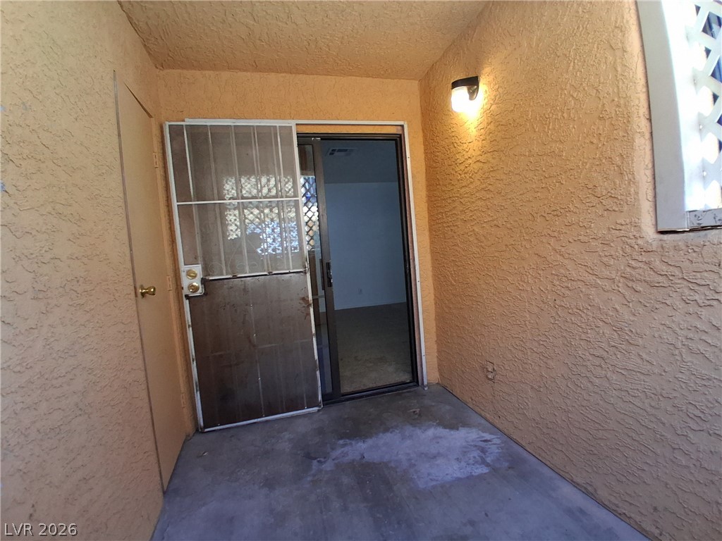 1333 Kari Lee Court A Property Photo 12