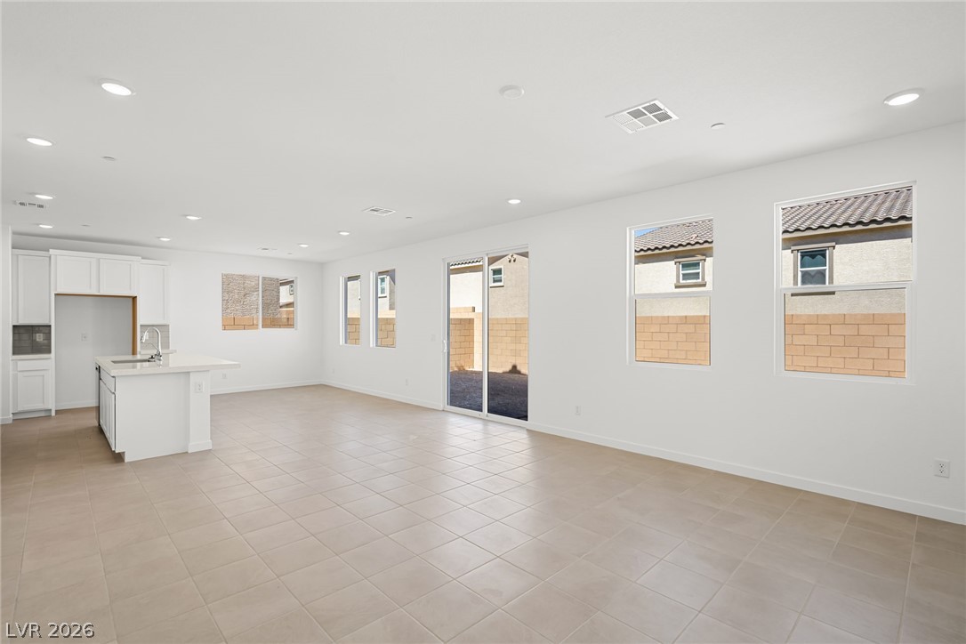 10772 Birch Meadows Avenue Property Photo 3