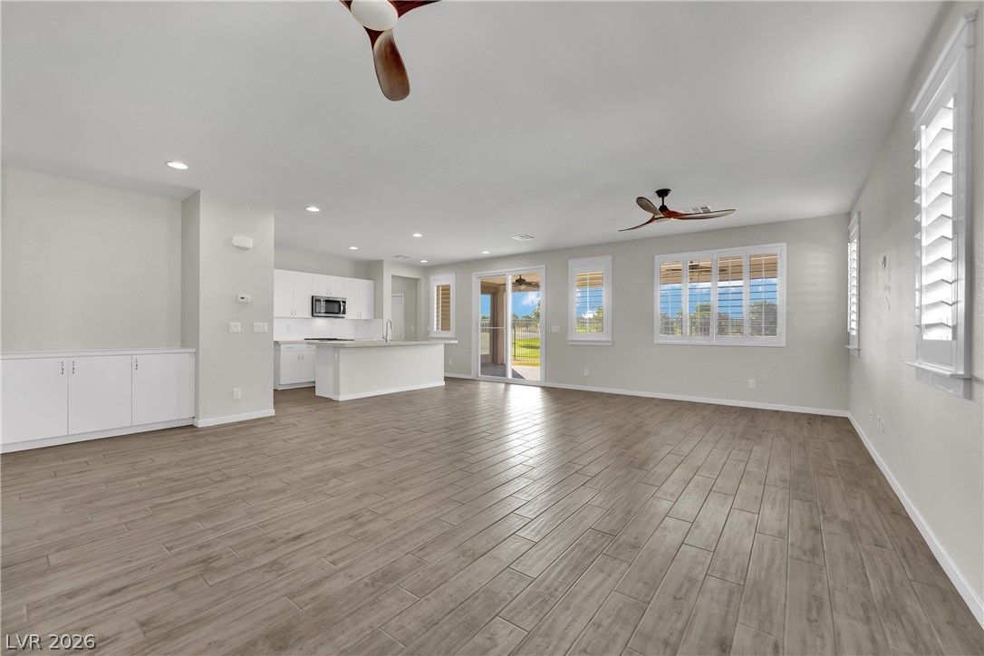 4787 East Beacon Ridge Drive Property Photo 3