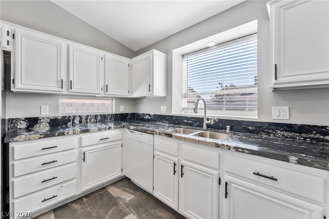 5308 Dana Springs Way Property Photo 16