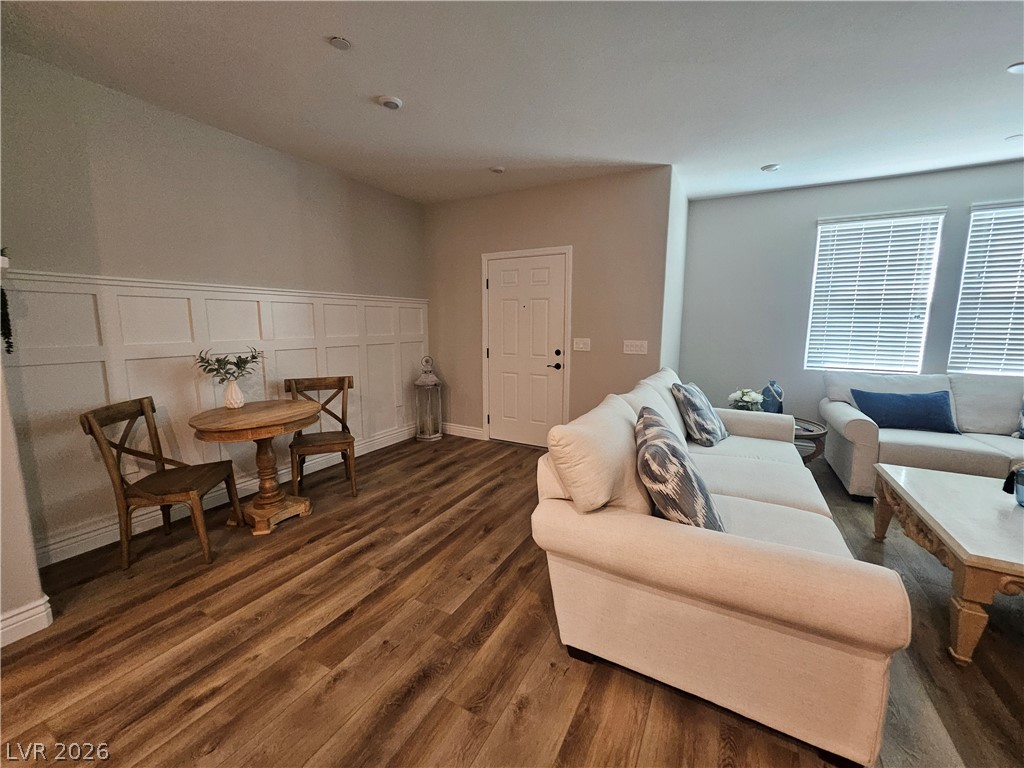 481 Filaree Place Property Photo 7