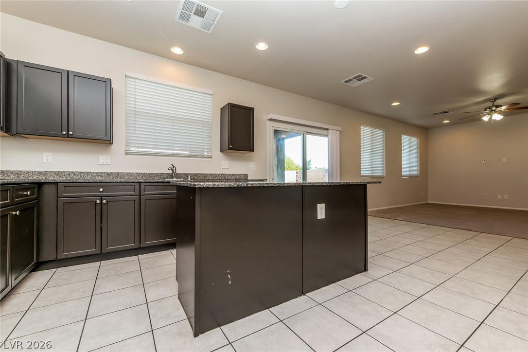 5729 Artesia Fountain Street Property Photo 11