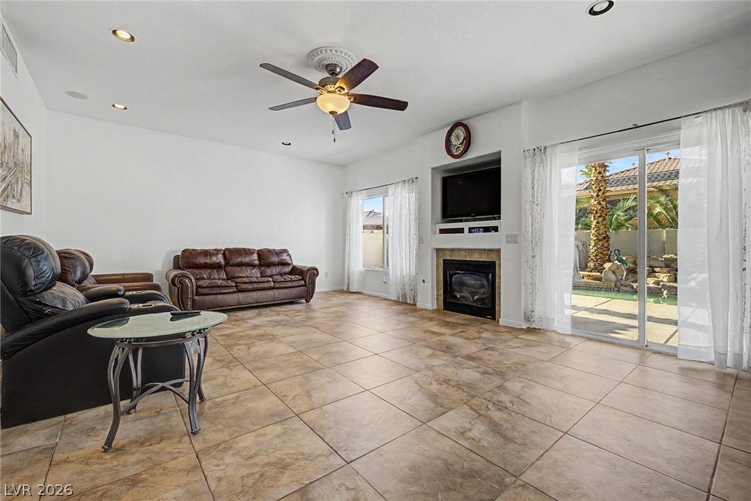 664 Pacific Star Court Property Photo 13