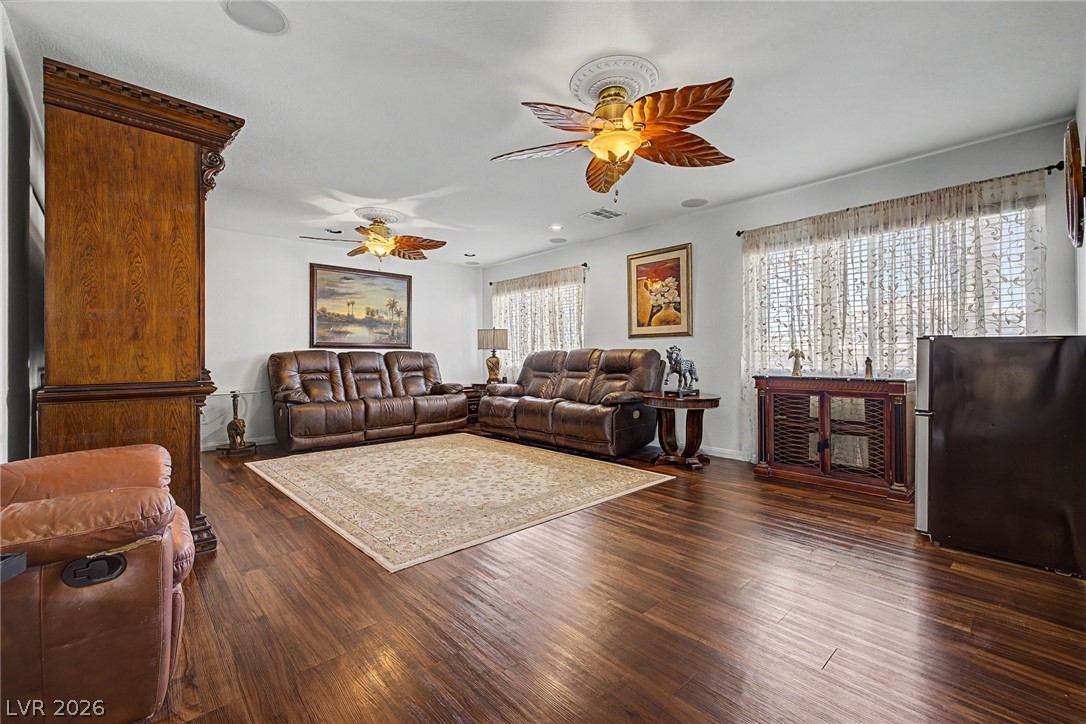 664 Pacific Star Court Property Photo 23
