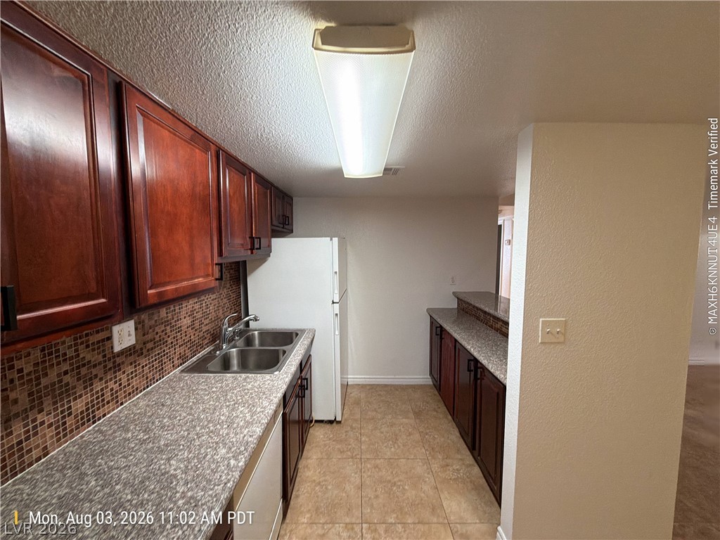 5161 River Glen Drive 145 Property Photo 6