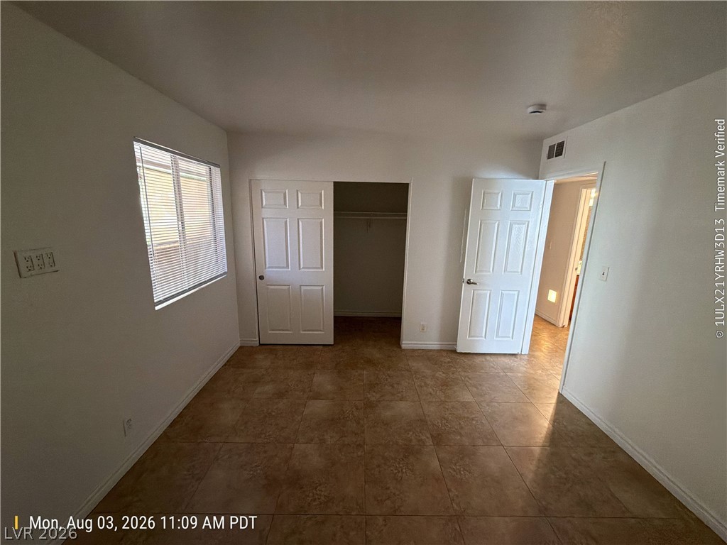 5161 River Glen Drive 145 Property Photo 9