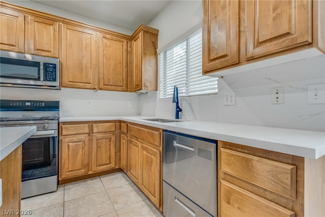 9360 Netherfield Avenue Property Photo 12