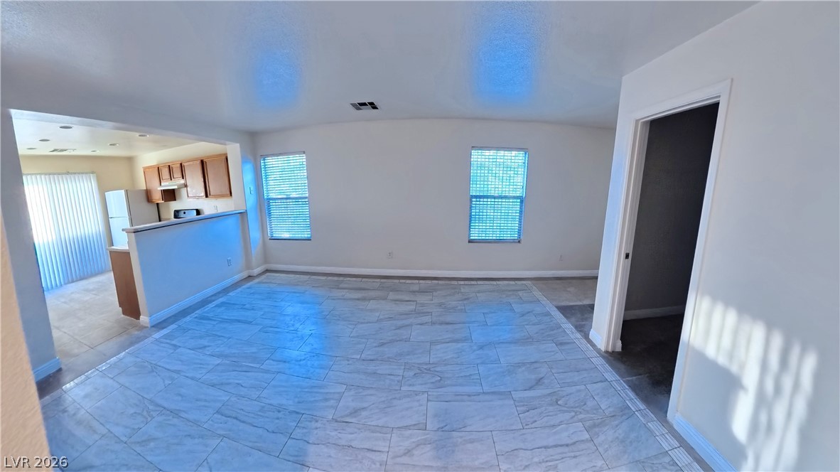5591 Doubleday Street Property Photo 4