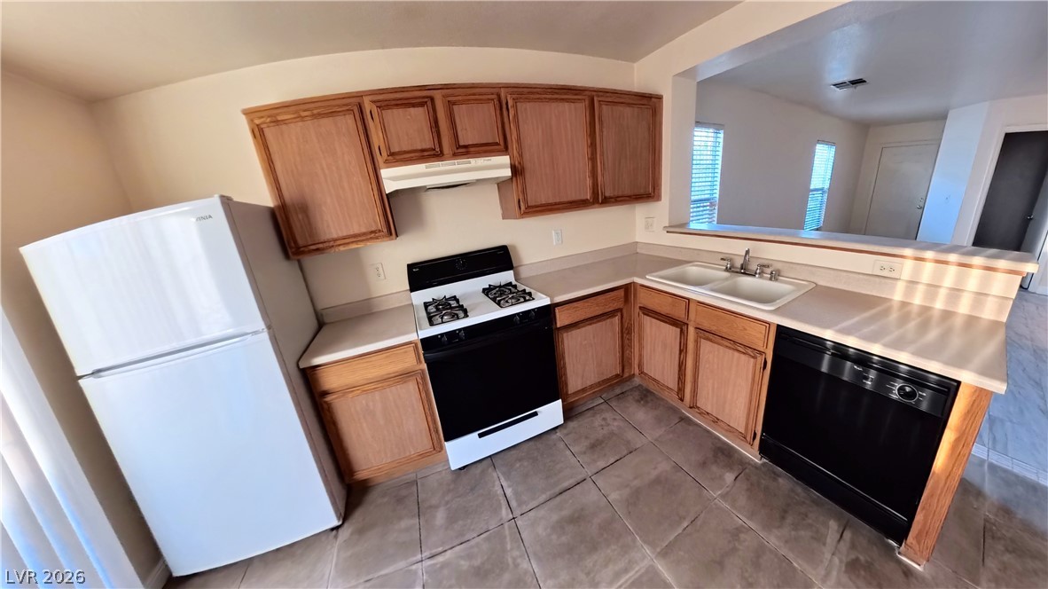 5591 Doubleday Street Property Photo 5
