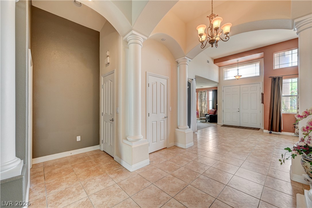 6404 Tigers Lair Court Property Photo 8