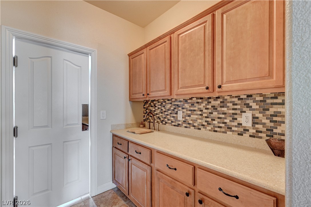 6404 Tigers Lair Court Property Photo 24