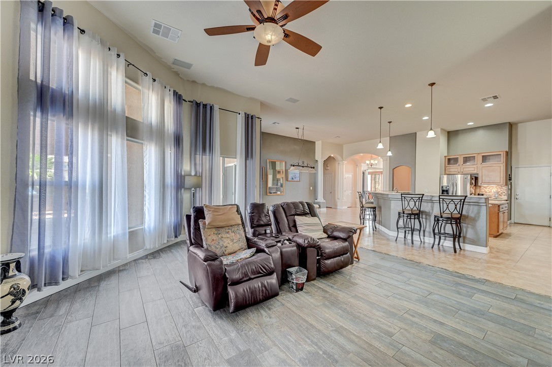 6404 Tigers Lair Court Property Photo 32