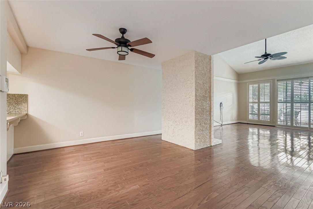 2543 Laconia Avenue Property Photo 8