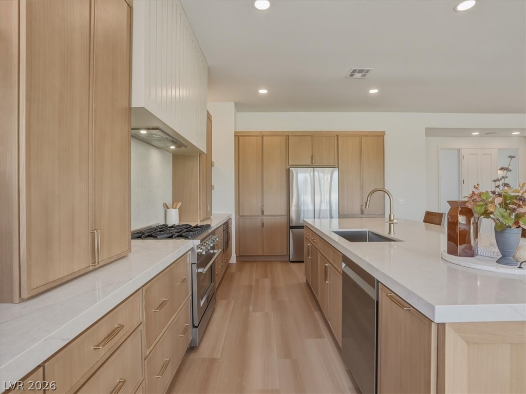 8944 Rainbow Ridge Drive Property Photo 12